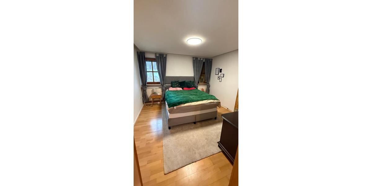 Etagenwohnung Coburg - 5 Zimmer, 158 m&sup2;, 1.600&euro; | Angebot:26643612