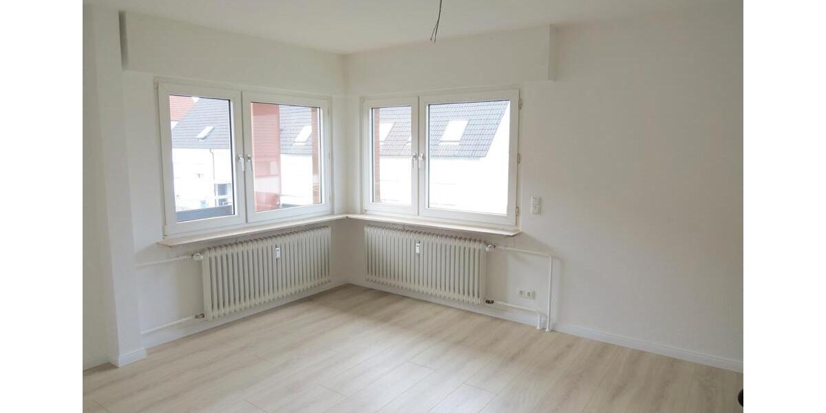 Etagenwohnung Hasselroth - 3 Zimmer, 95 m&sup2;, 890&euro; | Angebot:26577776