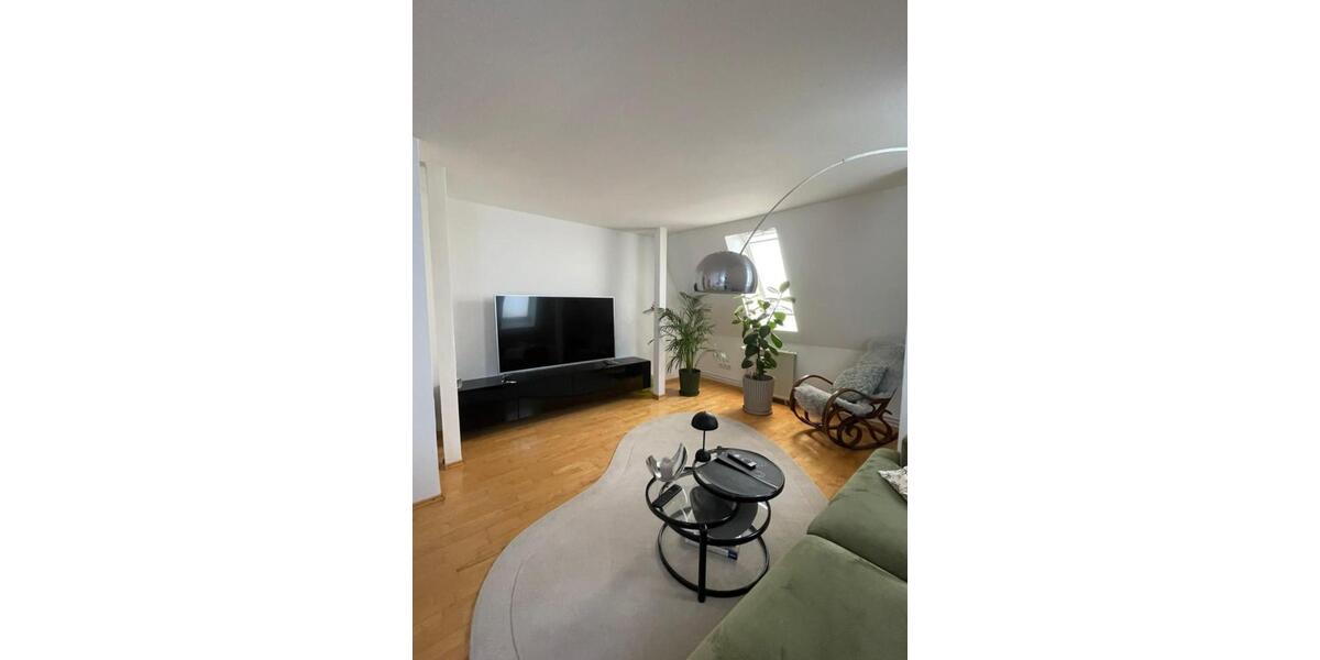 Dachgeschoßwohnung Wedel - 3 Zimmer, 95 m&sup2;, 1.250&euro; | Angebot:24467140