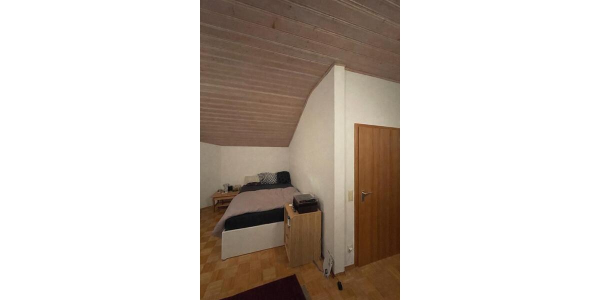 Dachgeschoßwohnung Heidenheim an der Brenz - 2 Zimmer, 18 m&sup2;, 500&euro; | Angebot:24619605