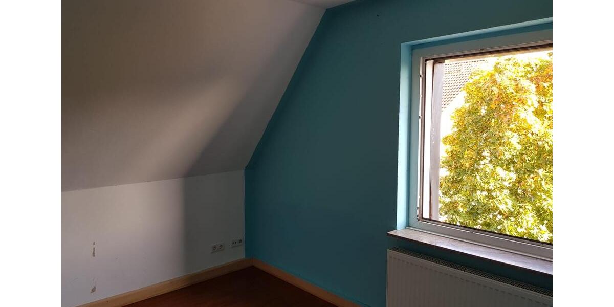 Dachgeschoßwohnung Lage - 3 Zimmer, 50 m&sup2;, 390&euro; | Angebot:25882605