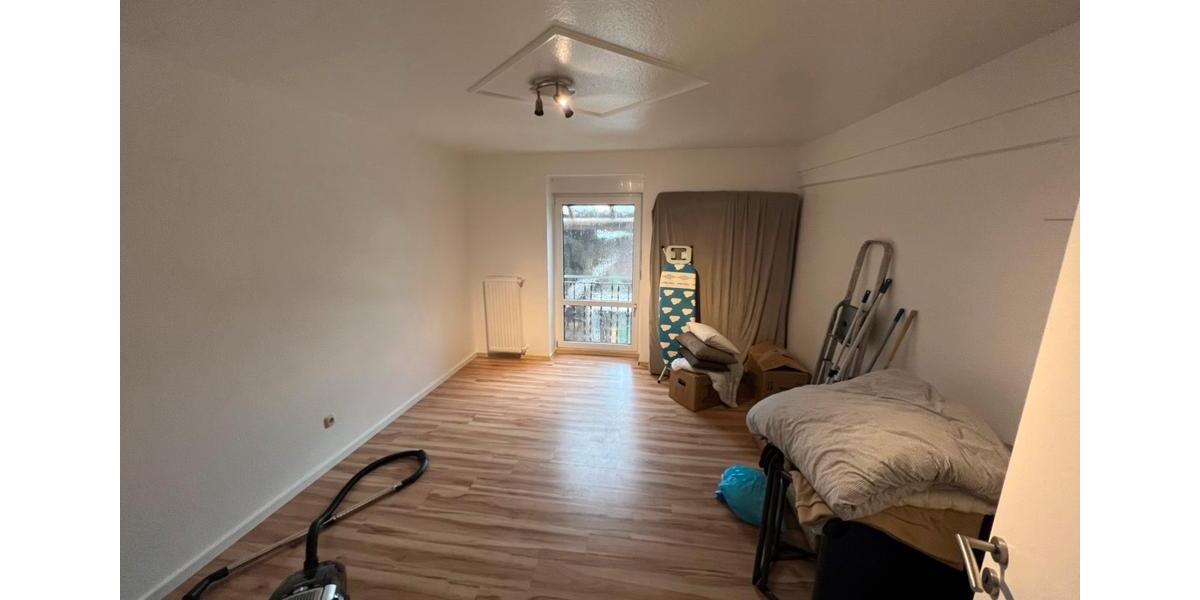 Etagenwohnung Wegberg - 5 Zimmer, 178 m&sup2;, 1.450&euro; | Angebot:24331848