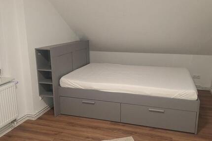 Wohnen auf Zeit Neumünster - 4 Zimmer, 12 m&sup2;, 440&euro; | Angebot:25303662