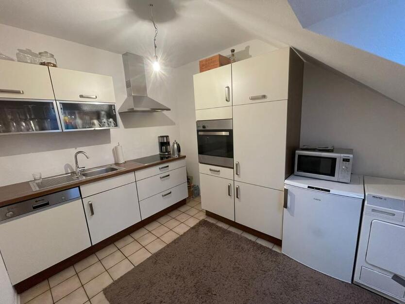 Vermiete 2,5 Zimmer DG-Wohnung 82m² in Sendelbach