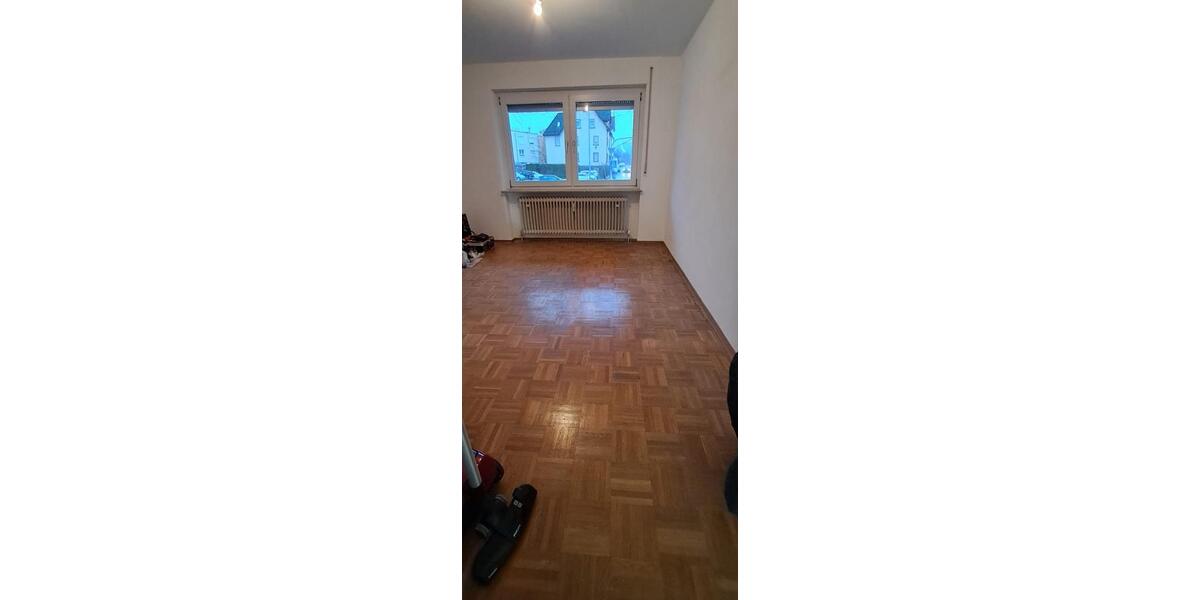 Hochparterre Süßen - 3 Zimmer, 67 m&sup2;, 900&euro; | Angebot:24594620