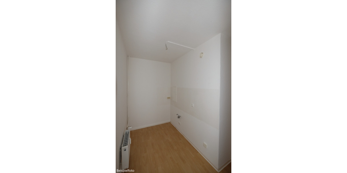 Etagenwohnung Saalfeld (Saale) - 1 Zimmer, 39 m&sup2;, 226&euro; | Angebot:26234098