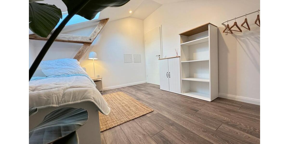 Dachgeschoßwohnung Philippsburg - 2.5 Zimmer, 80 m&sup2;, 1.230&euro; | Angebot:24446774