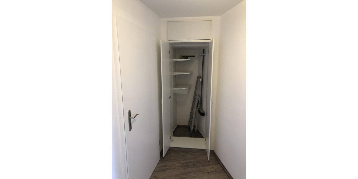 Etagenwohnung Wilkau-Haßlau Haßlau - 4 Zimmer, 105 m&sup2;, 830&euro; | Angebot:25897497