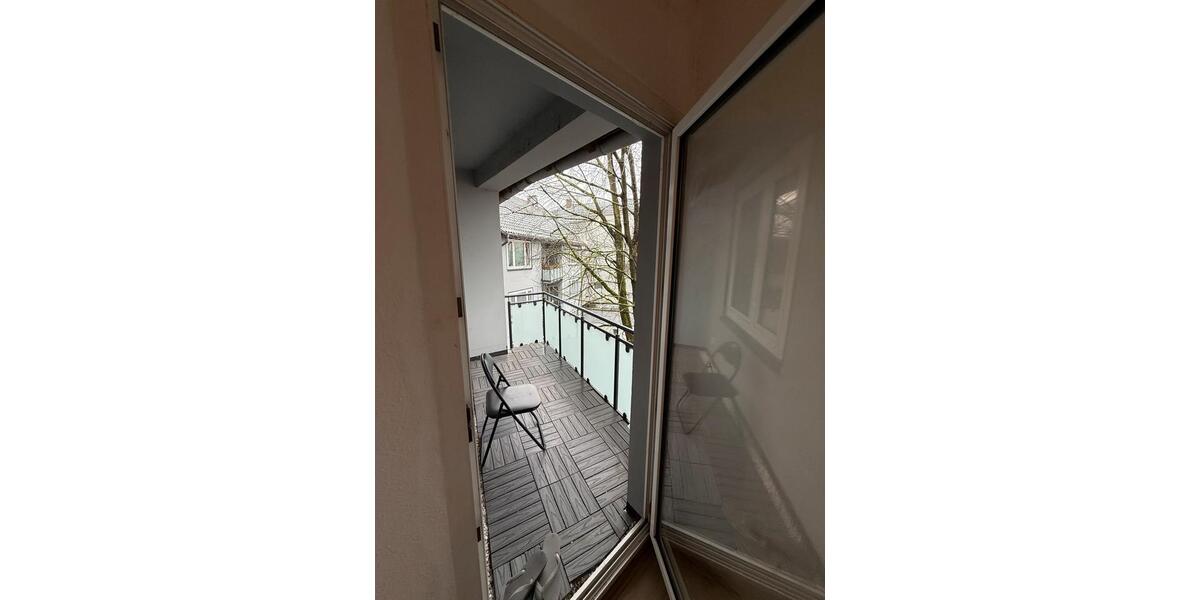 Wohnen auf Zeit Essen Huttrop - 3 Zimmer, 25 m&sup2;, 500&euro; | Angebot:25237644