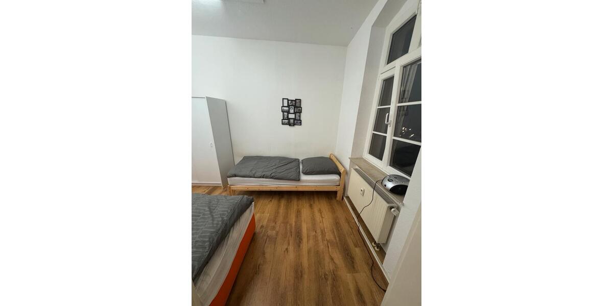Etagenwohnung Arnstadt - 2 Zimmer, 50 m&sup2;, 25&euro; | Angebot:24662820