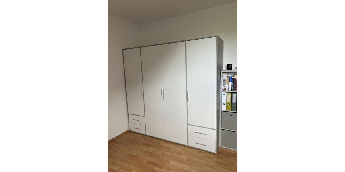 Wunderschönes WG-Zimmer in möblierter 3-Zimmer-Whng. in Garching 3 zimmer