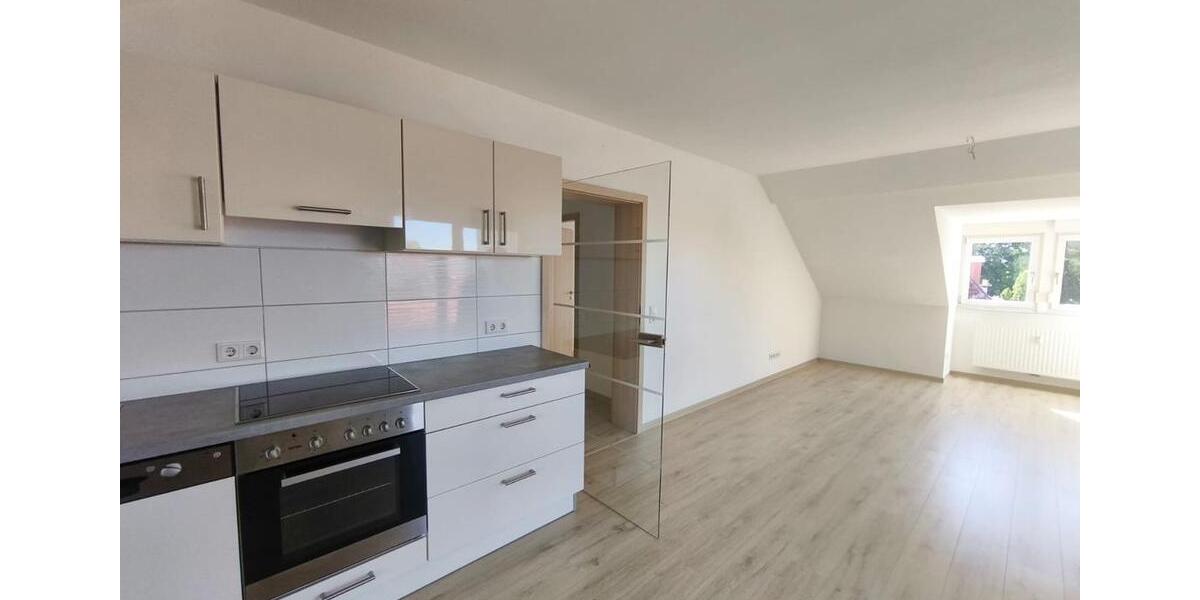 Dachgeschoßwohnung Tonna - 3 Zimmer, 74 m&sup2;, 888&euro; | Angebot:26644749