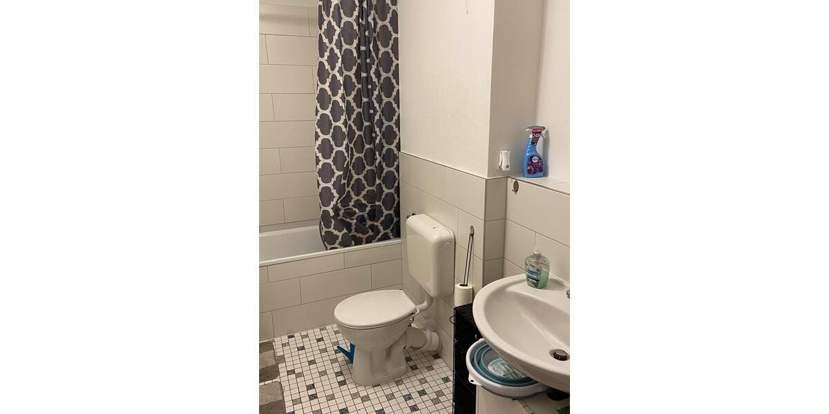 Etagenwohnung Solingen Burg - 3 Zimmer, 76 m&sup2;, 695&euro; | Angebot:24951269