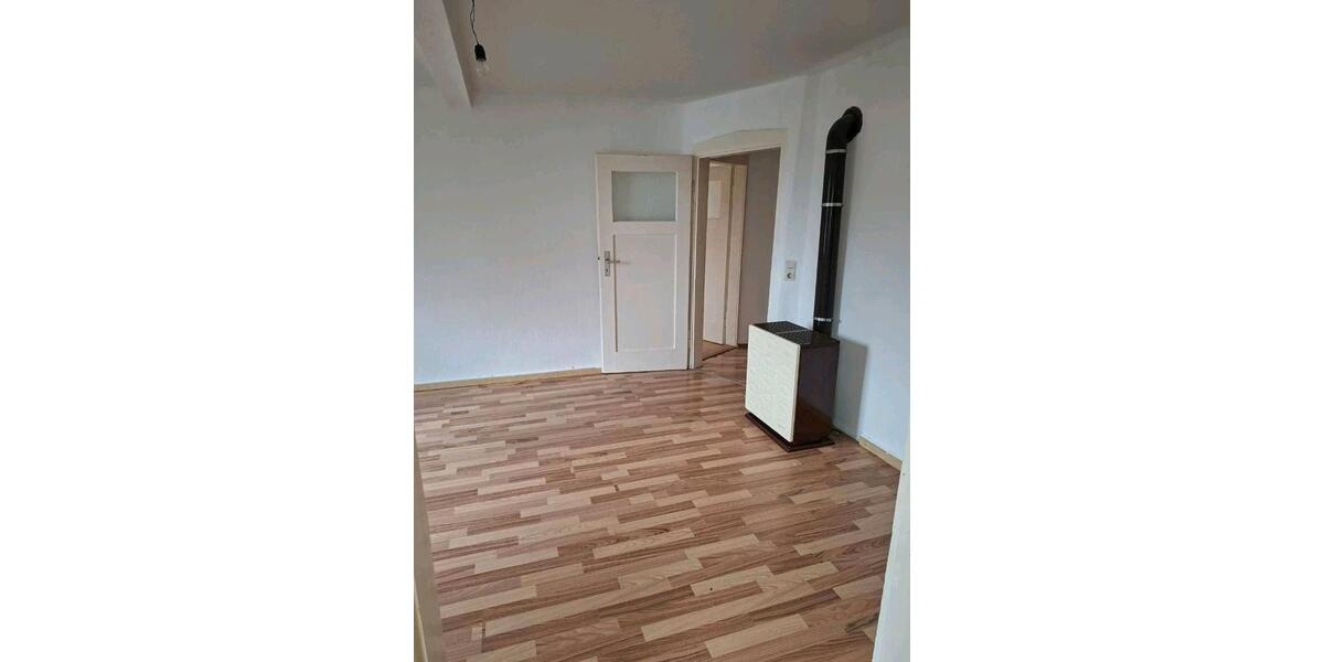 Dachgeschoßwohnung Reutlingen Reutlingen (Kernstadt) - 3.5 Zimmer, 78 m&sup2;, 730&euro; | Angebot:25992496