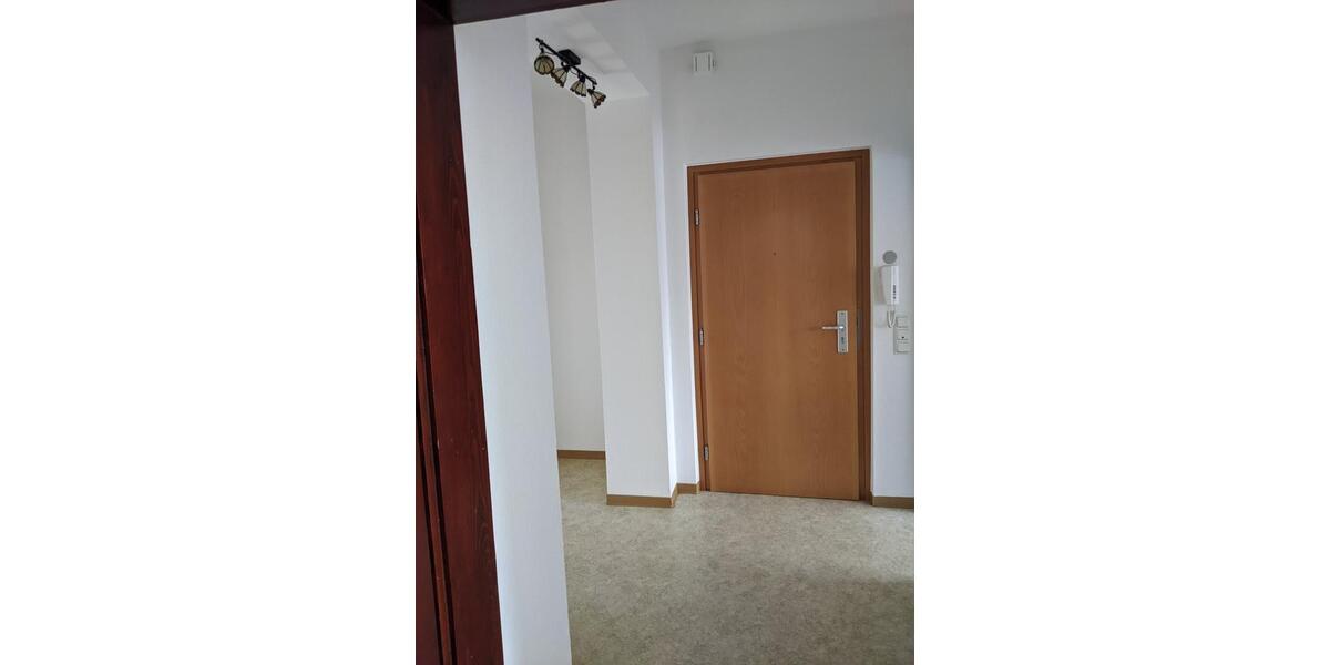 Erdgeschoßwohnung Saarbrücken Neue Bremm - 2 Zimmer, 58 m&sup2;, 415&euro; | Angebot:25282131