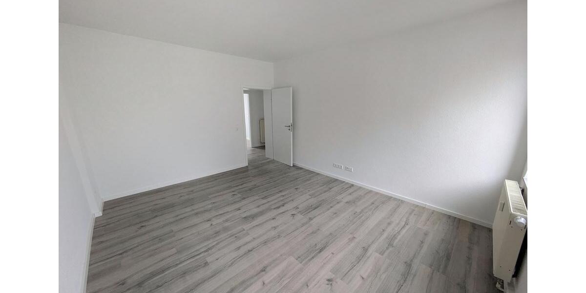 ++ ERSTBEZUG nach Sanierung! - wunderschöne 4-Raum Wohnung - modernisiertes Tageslichtbad ++ 4 zimmer