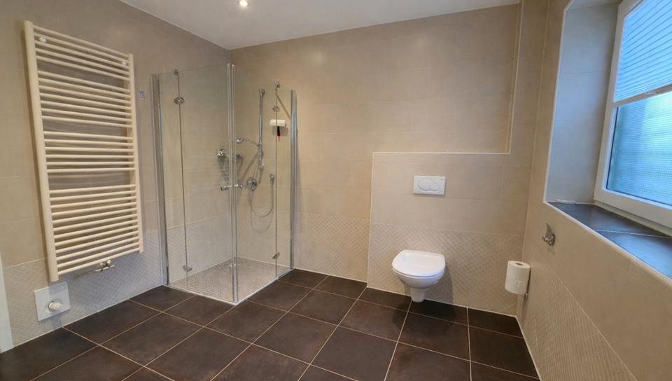 Erdgeschoßwohnung Bad Zwischenahn - 4 Zimmer, 162 m&sup2;, 1.750&euro; | Angebot:26014554