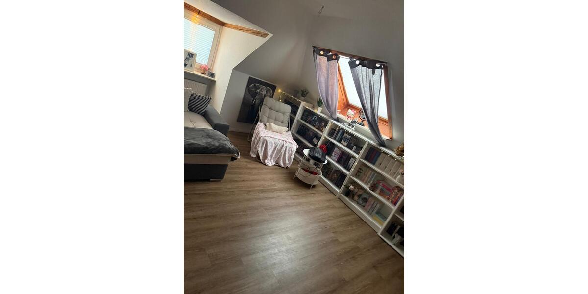 Dachgeschoßwohnung Ladelund - 3 Zimmer, 60 m&sup2;, 750&euro; | Angebot:26705918