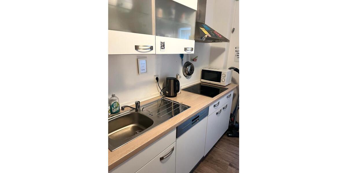 Wohnen auf Zeit Ludwigsburg Hoheneck - 1 Zimmer, 18 m&sup2;, 450&euro; | Angebot:25375834