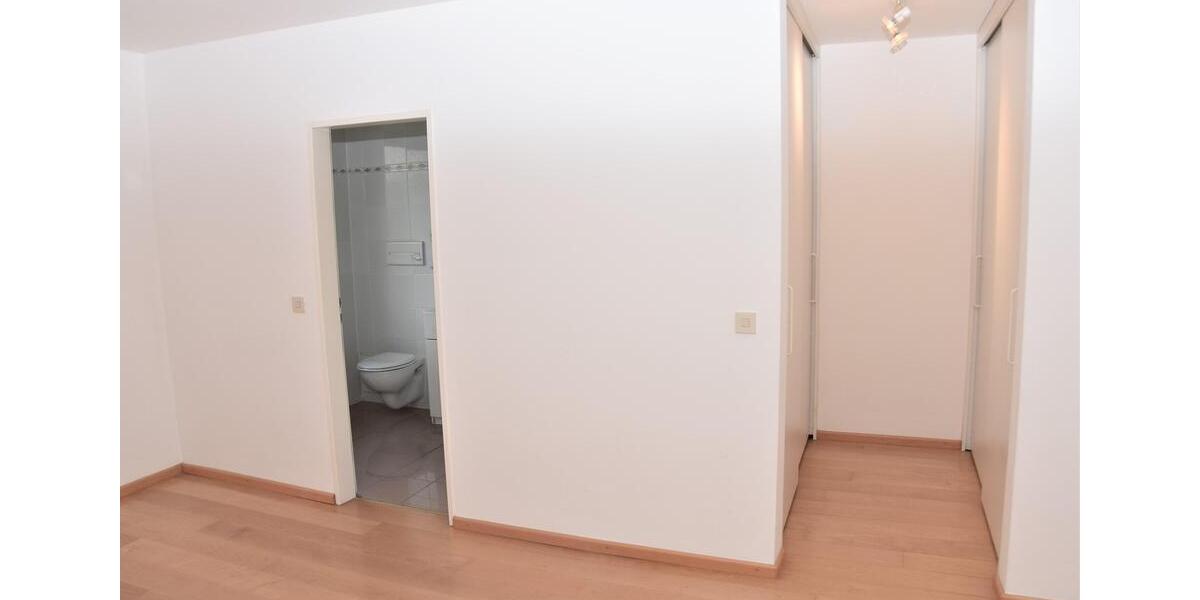 Erdgeschoßwohnung München Giesing - 3 Zimmer, 117 m&sup2;, 2.150&euro; | Angebot:25918685
