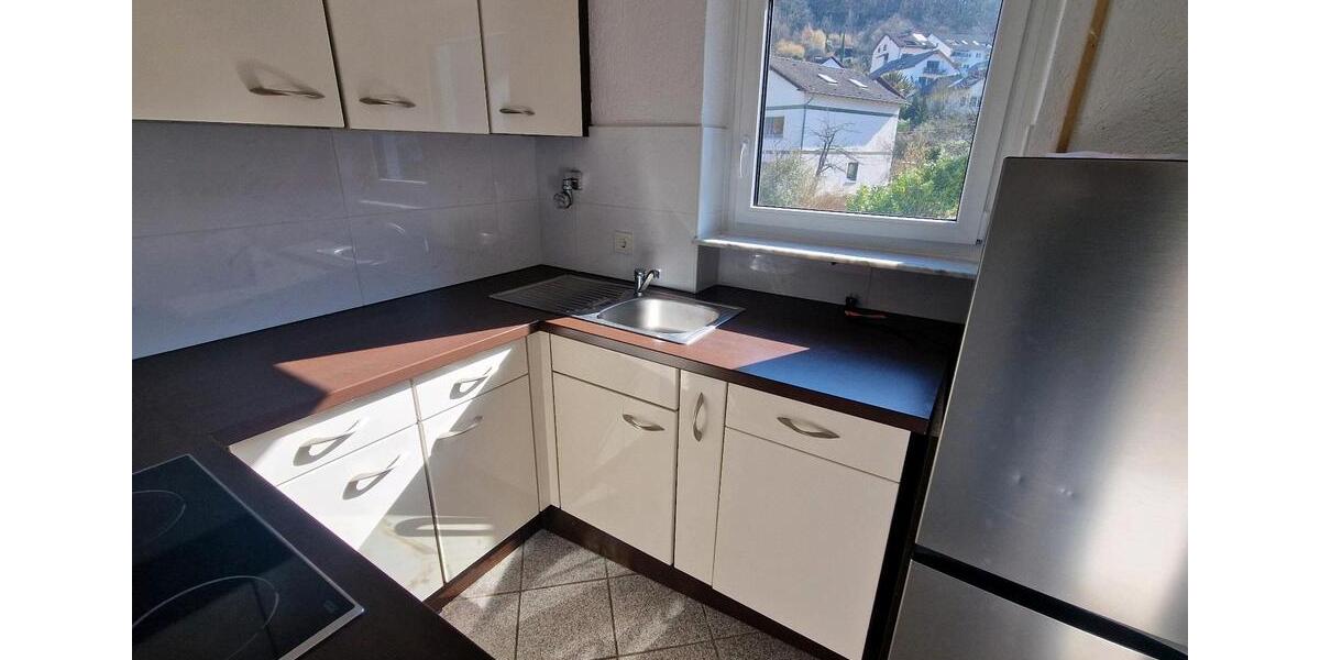 Dachgeschoßwohnung Bad Dürkheim - 2 Zimmer, 61 m&sup2;, 800&euro; | Angebot:25614283