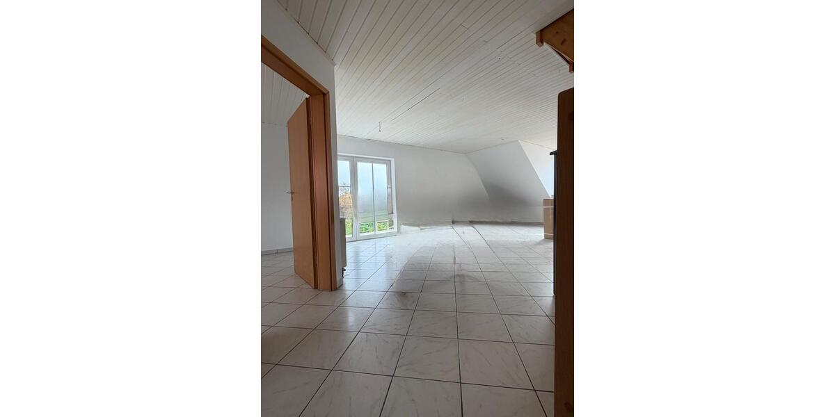 Maisonettenwohnung Ober-Olm Olm - 3 Zimmer, 78 m&sup2;, 1.180&euro; | Angebot:26592200