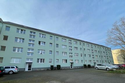 Wohnung Halberstadt - 3 Zimmer, 60 m&sup2;, 289&euro; | Angebot:25111650