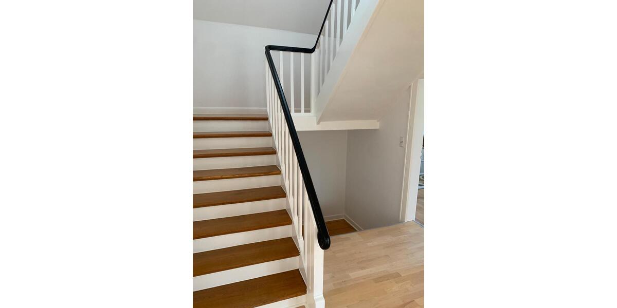 Großzügige 5-Zimmer-Wohnung Altbau mit Balkon in Northeim 5 zimmer