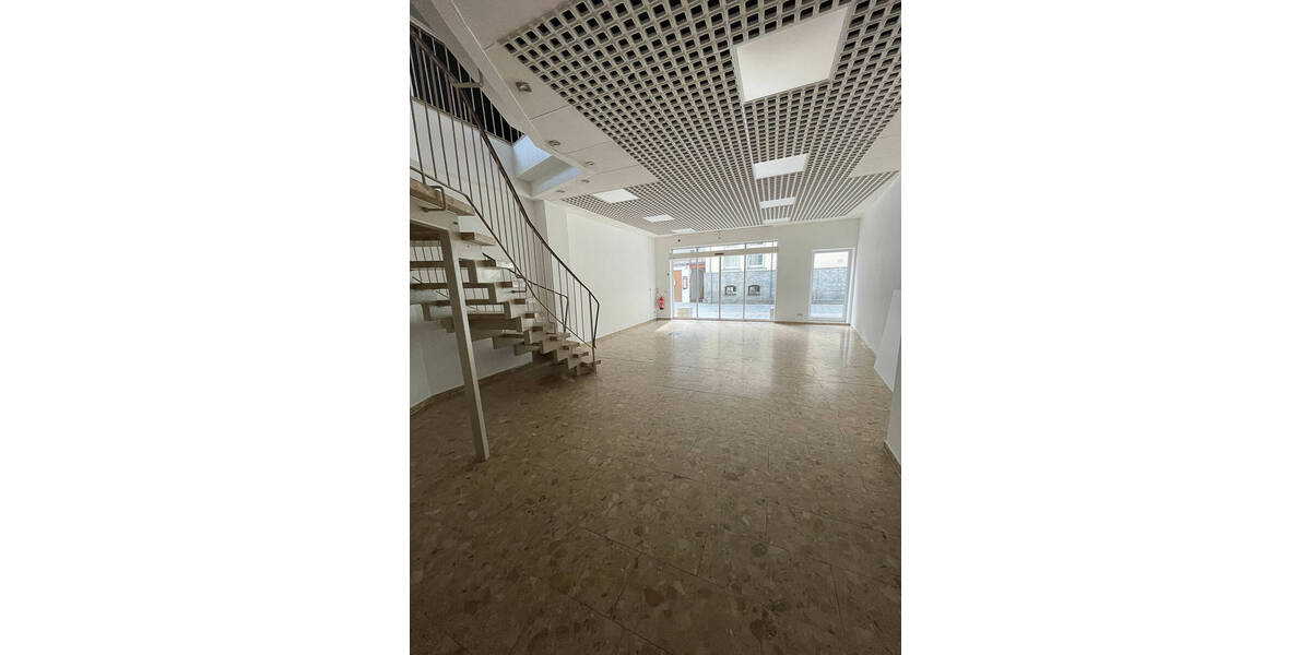 Ihr neues Geschäft in Top-Lage von Aue 2 zimmer