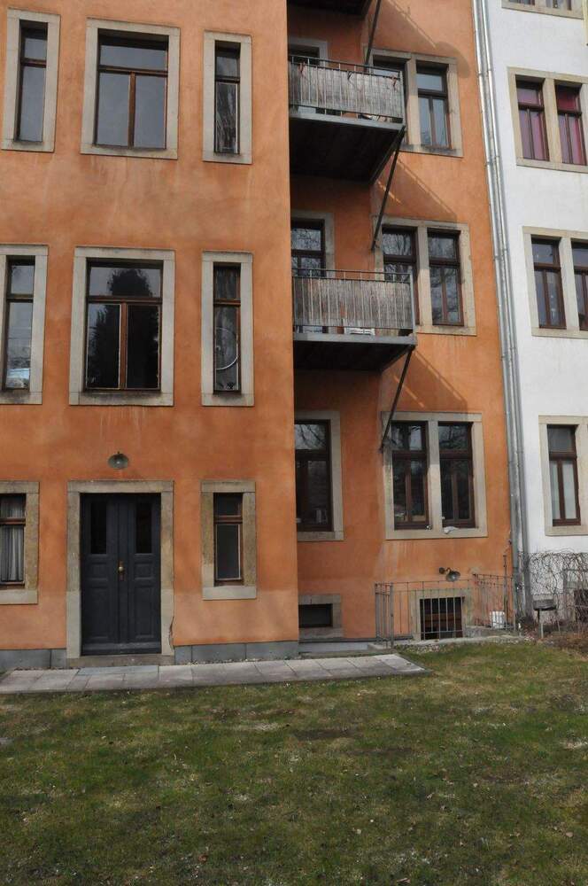 Striesen im Gründerzeithaus (EG) - Laden Büro Arztpraxis