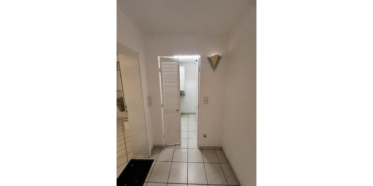 Etagenwohnung Karben - 3 Zimmer, 100 m&sup2;, 1.250&euro; | Angebot:24338623