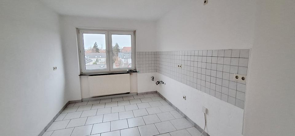 Freundliche helle 4 Zimmer Wohnung zu vermieten - Nähe Volkspark 4 zimmer