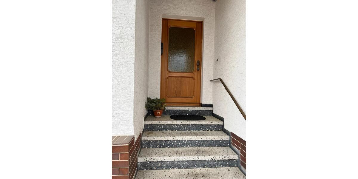 Wohnen auf Zeit Hasselroth - 3 Zimmer, 20 m&sup2;, 450&euro; | Angebot:26447376