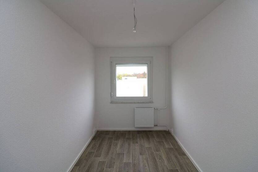 Schachmatt für hohe Mieten...große 3-RW mit Dusche u. Balkon!!!