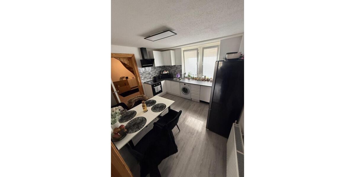 Etagenwohnung Bautzen - 3 Zimmer, 100 m&sup2;, 900&euro; | Angebot:26004156