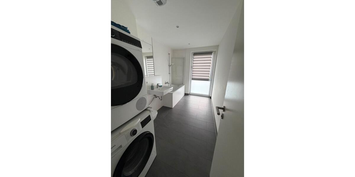 Etagenwohnung Schönefeld - 3 Zimmer, 73 m&sup2;, 975&euro; | Angebot:26479649