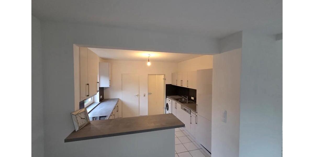 Erstbezug nach Renovierung 4 ZKB eigener Garten 125 qm 4 zimmer