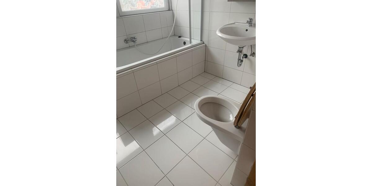 Dachgeschoßwohnung Treffelstein - 3 Zimmer, 68 m&sup2;, 380&euro; | Angebot:23292798