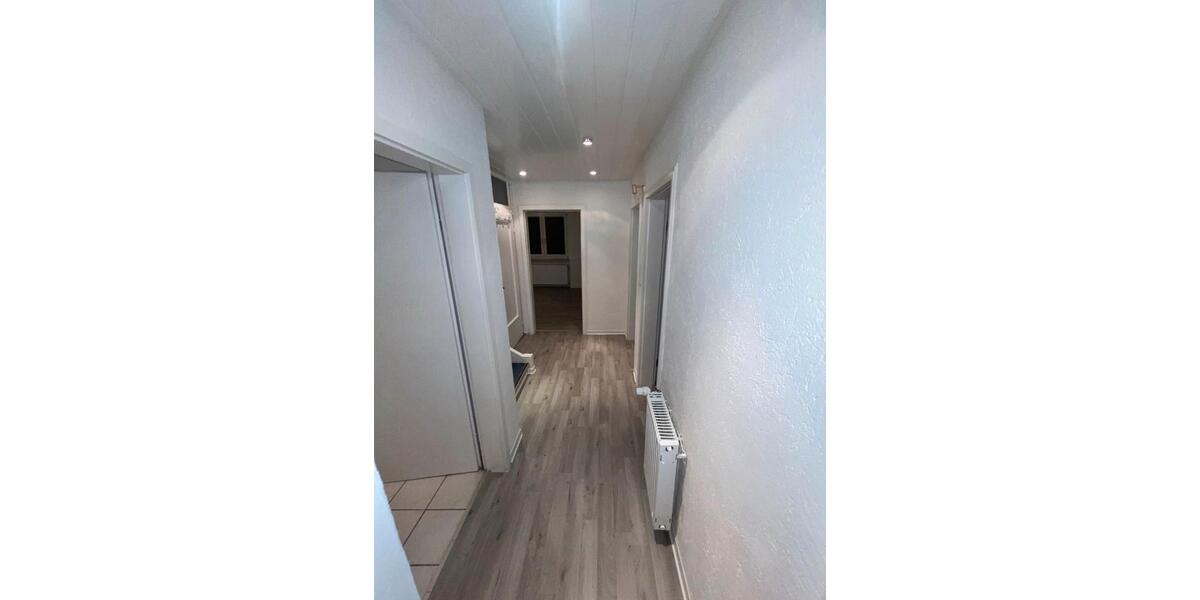 Etagenwohnung Karben - 4 Zimmer, 150 m&sup2;, 1.500&euro; | Angebot:25343839