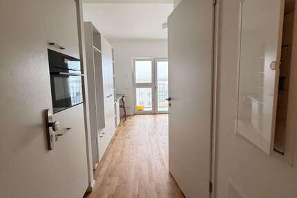 Wohnung Berlin Marzahn-Hellersdorf - 1 Zimmer, 23 m&sup2;, 770&euro; | Angebot:27031402