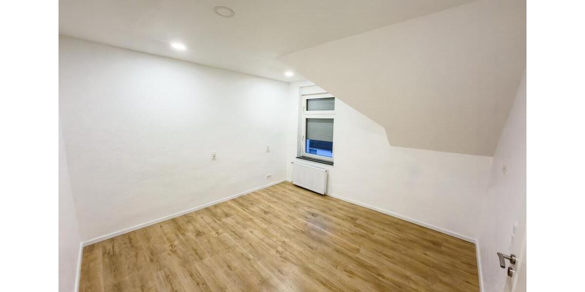 Luxuriöses Einfamilienhaus mit modernem Soutterain- Ausbau 5 zimmer