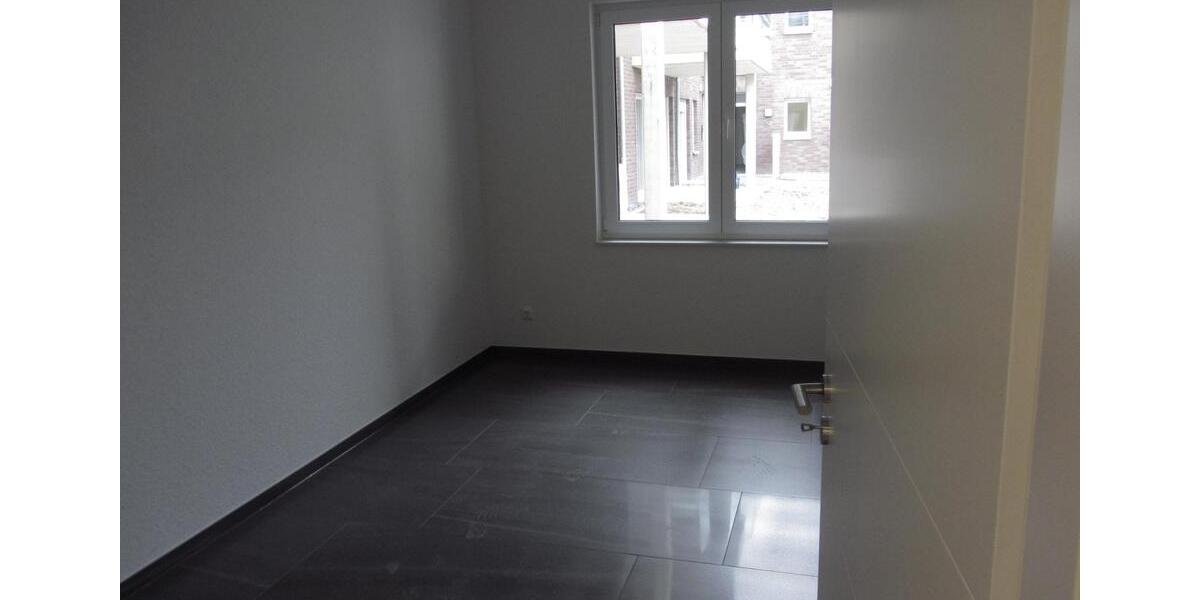 Exklusive 3-Zi.-Wohnung mit 2 Terrassen u. EBK in Gangelt-Birgden 3 zimmer