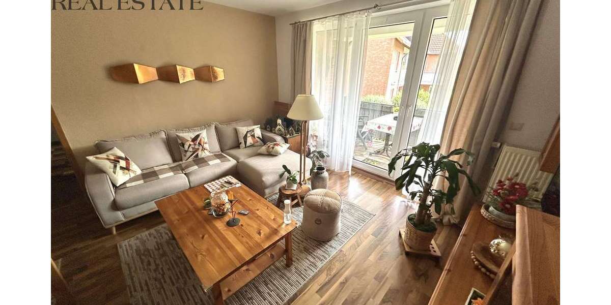 Etagenwohnung Gröningen - 4 Zimmer, 81 m&sup2;, 525&euro; | Angebot:26975796