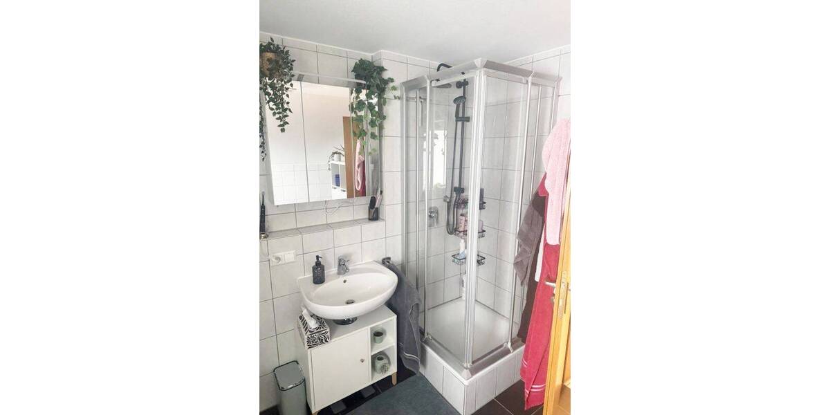 Etagenwohnung Steißlingen - 2 Zimmer, 67 m&sup2;, 800&euro; | Angebot:26174971