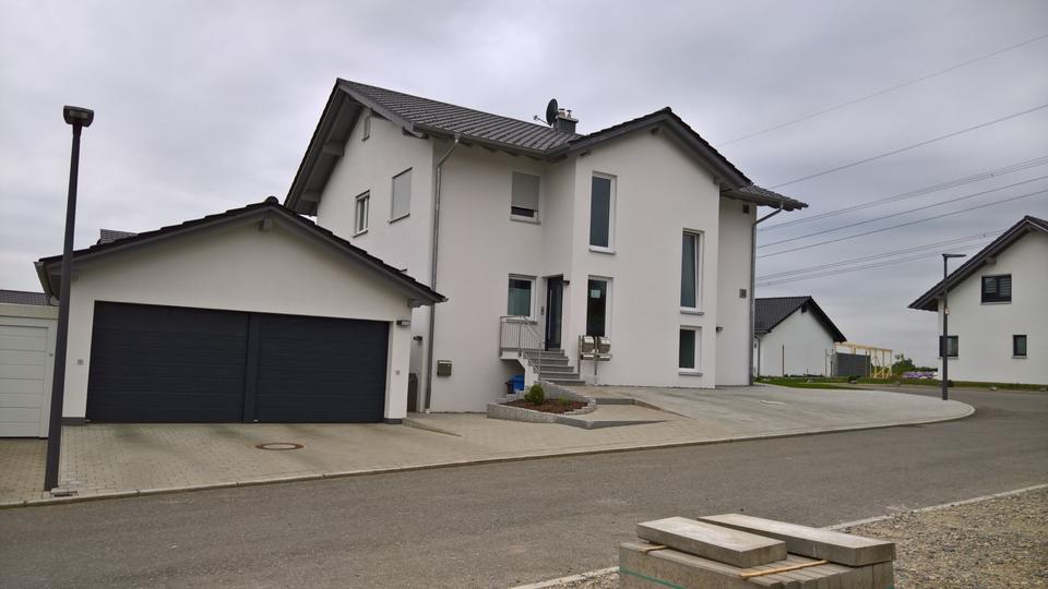 Etagenwohnung Ochsenhausen - 2 Zimmer, 105 m&sup2;, 1.100&euro; | Angebot:25965653