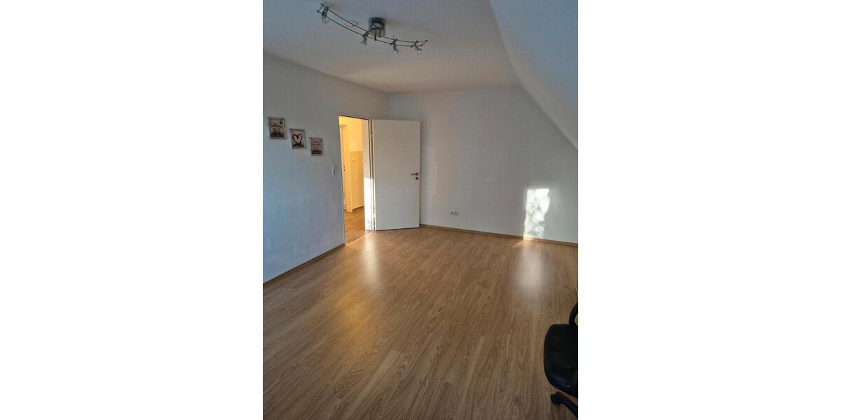 Dachgeschoßwohnung Löningen - 3 Zimmer, 95 m&sup2;, 900&euro; | Angebot:26253792