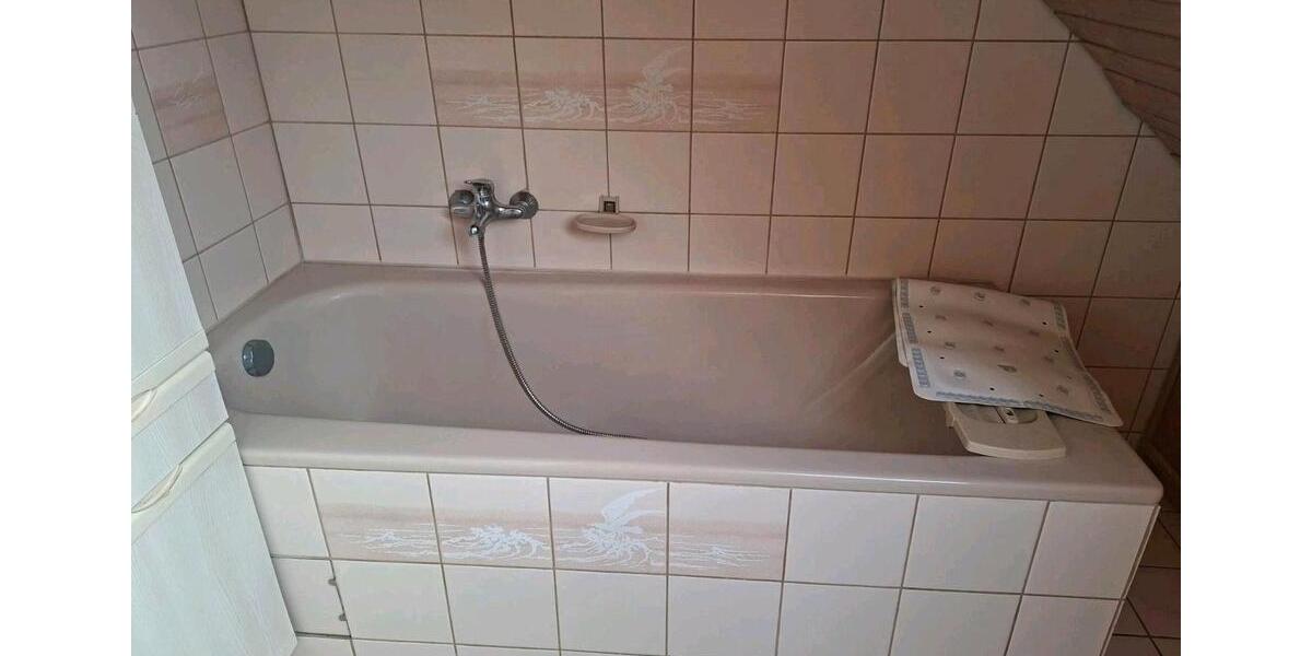Dachgeschoßwohnung Heusweiler - 3 Zimmer, 70 m&sup2;, 670&euro; | Angebot:26512277
