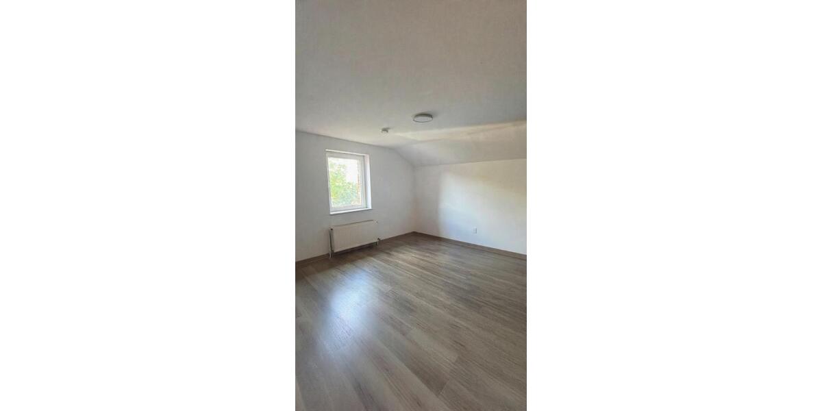 Etagenwohnung Auetal - 4 Zimmer, 98 m&sup2;, 830&euro; | Angebot:26339022