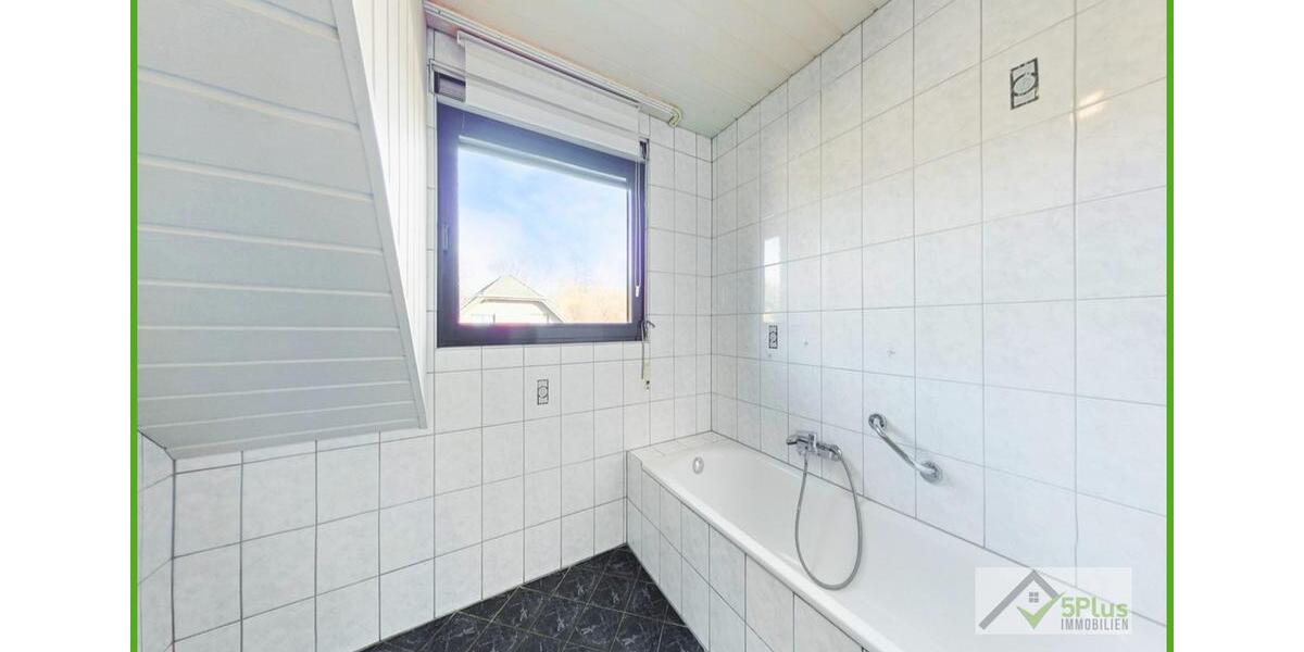 + 5PLUS + VIEL RAUM ZUM LEBEN - 4-ZIMMER MIT GARAGE UND WINTERGARTEN IN INDENALTDORF + 4 zimmer