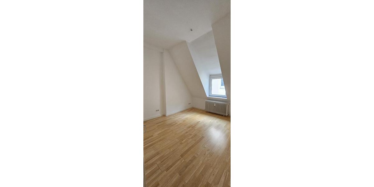 Etagenwohnung Wiesbaden Südost - 4 Zimmer, 105 m&sup2;, 1.500&euro; | Angebot:25379345